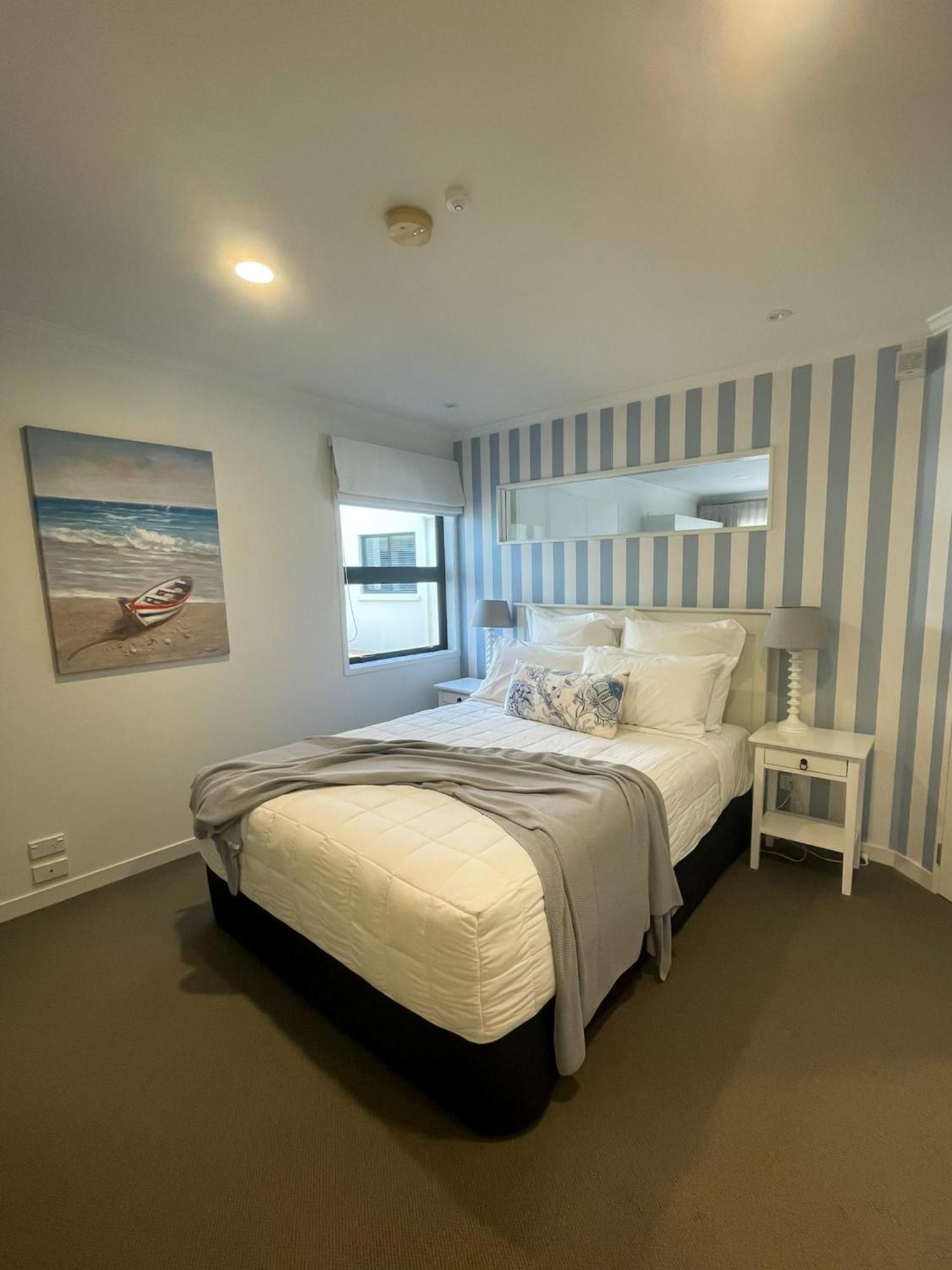 Aparthotel Ocean Breeze 4*