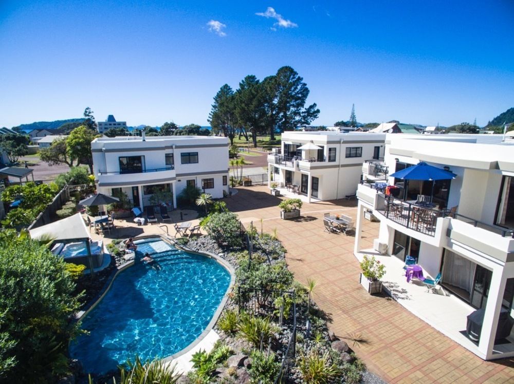 Ocean Breeze Aparthotel